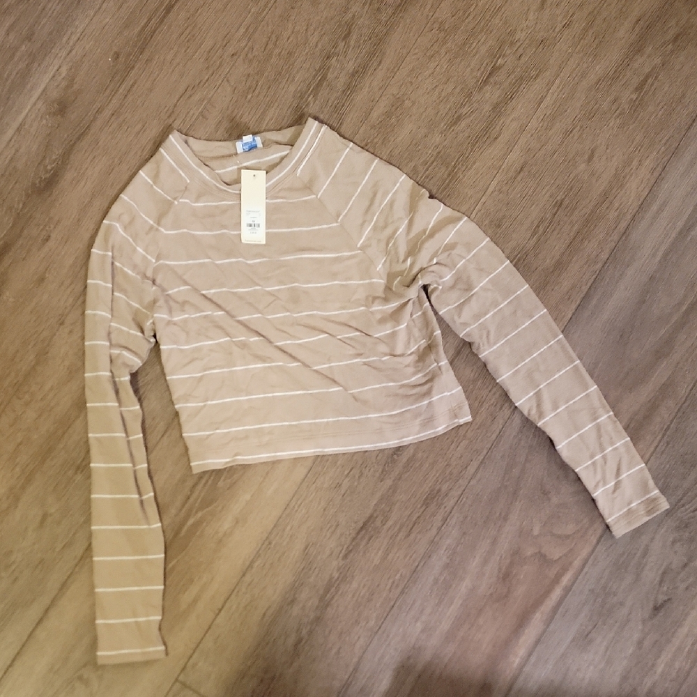 Tan Fitted Crop T-Shirt